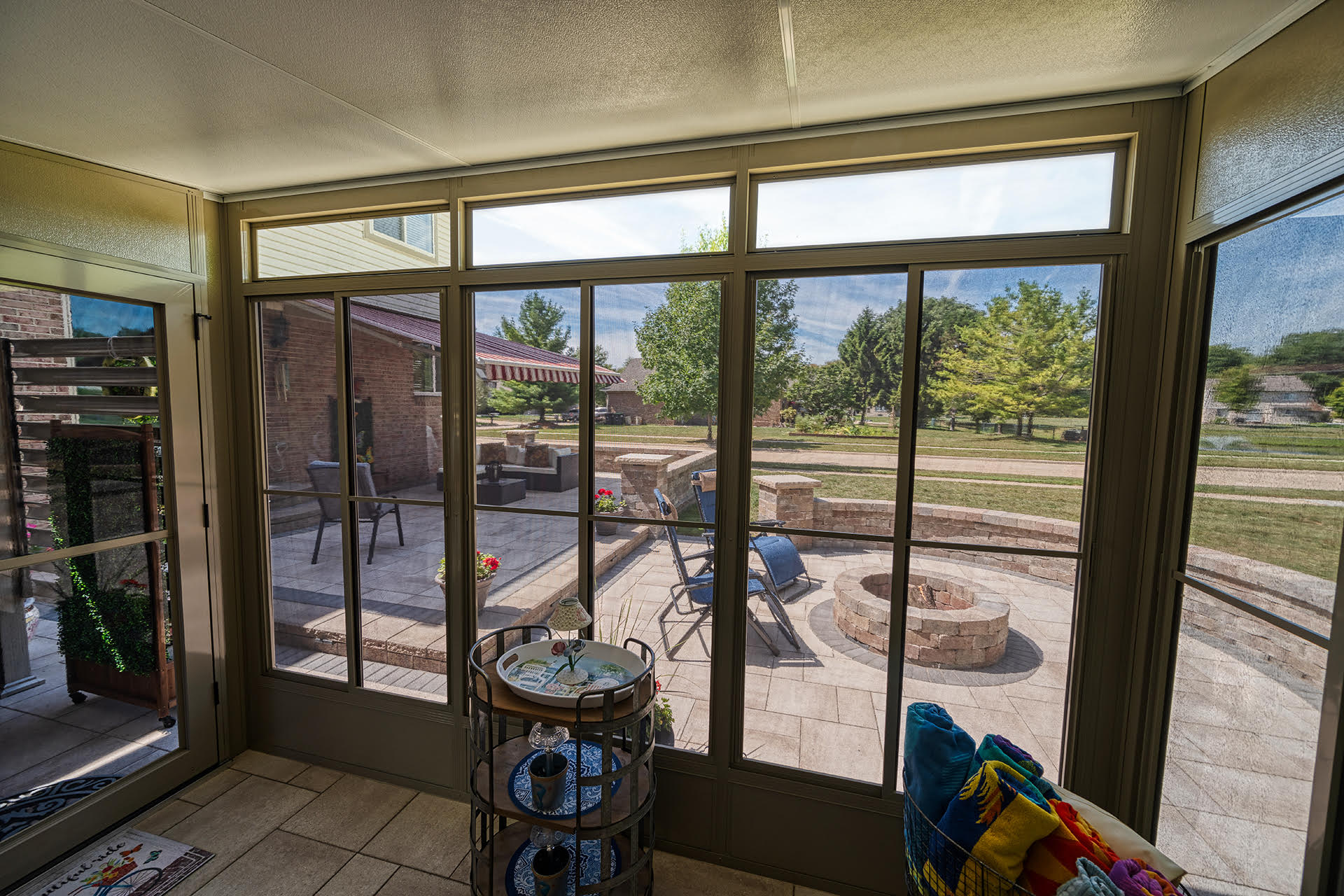 screen porch in round lake, round lake screen porch contractors, screen porch contractor in round lake